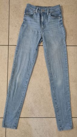 Levis Jeans, Top Zustand, Gr. 26, hellblau