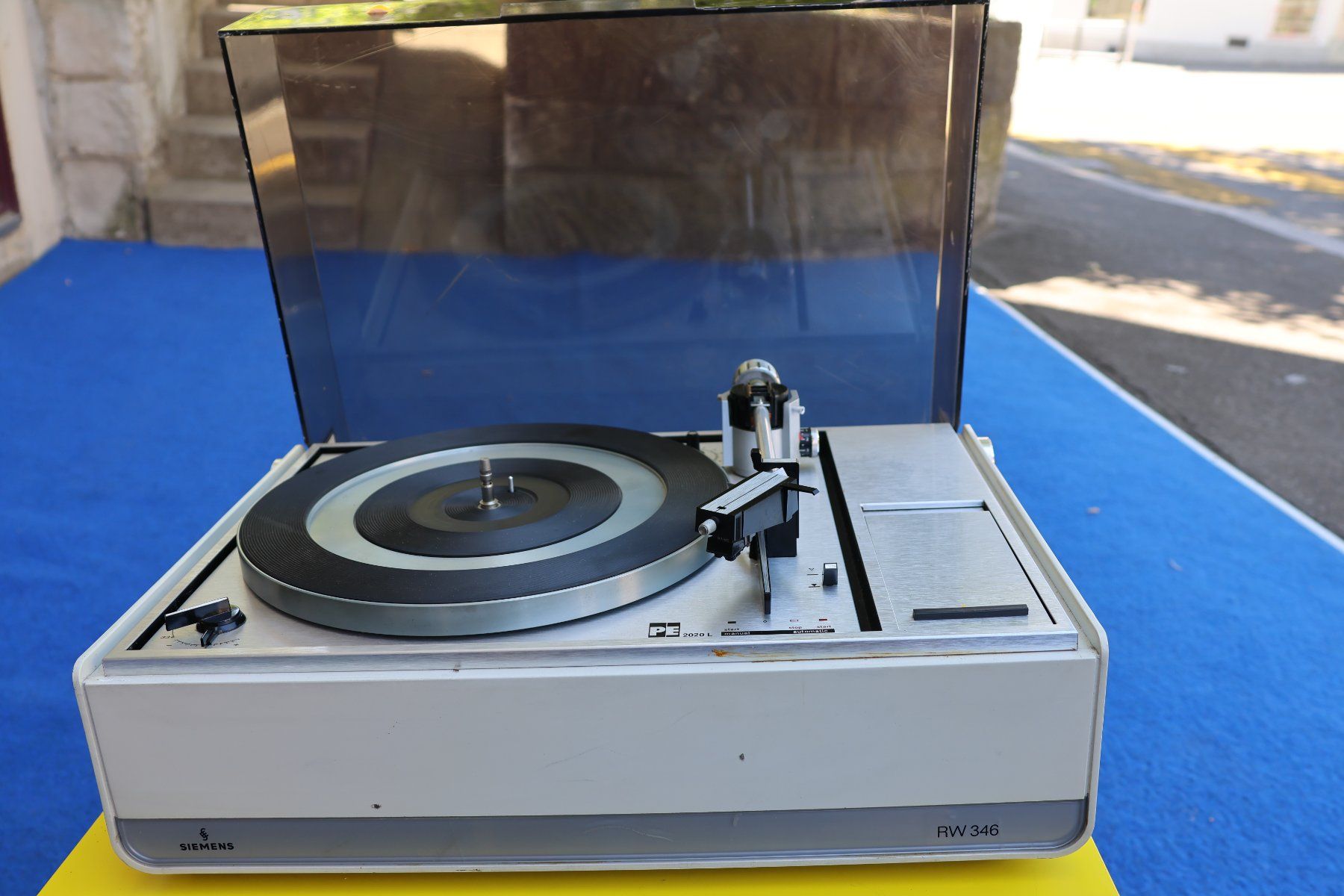 Giradischi: Siemens RW 346, weiss – Usato da Benglen venduto da Disney5