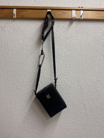 HELIOT EMIL BOXTASCHE mit Lederriemen