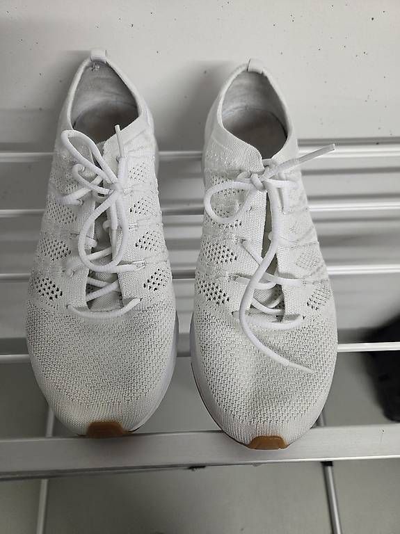 Nike Scarpe da uomo: Nike Flyknit Trainer Weiß Gum Grösse 42 – Usato da Rüfenacht BE venduto da Biancaro 2