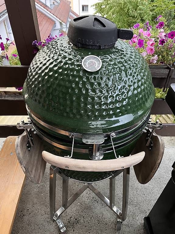 Grils: Grillegg Holzkohlegrill – D'occasion à Root par Roos77