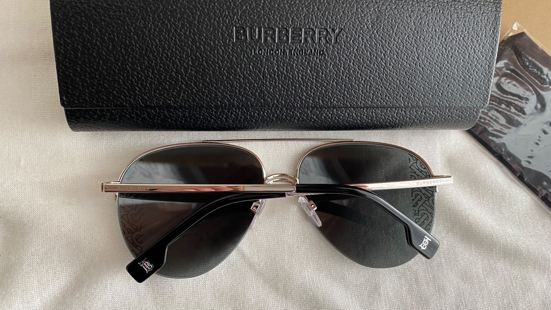 Burberry Occhiali & Lenti: Burberry Sonnenbrille – Nuovo e nell'imballaggio originale da Schaan venduto da MivrSh 2