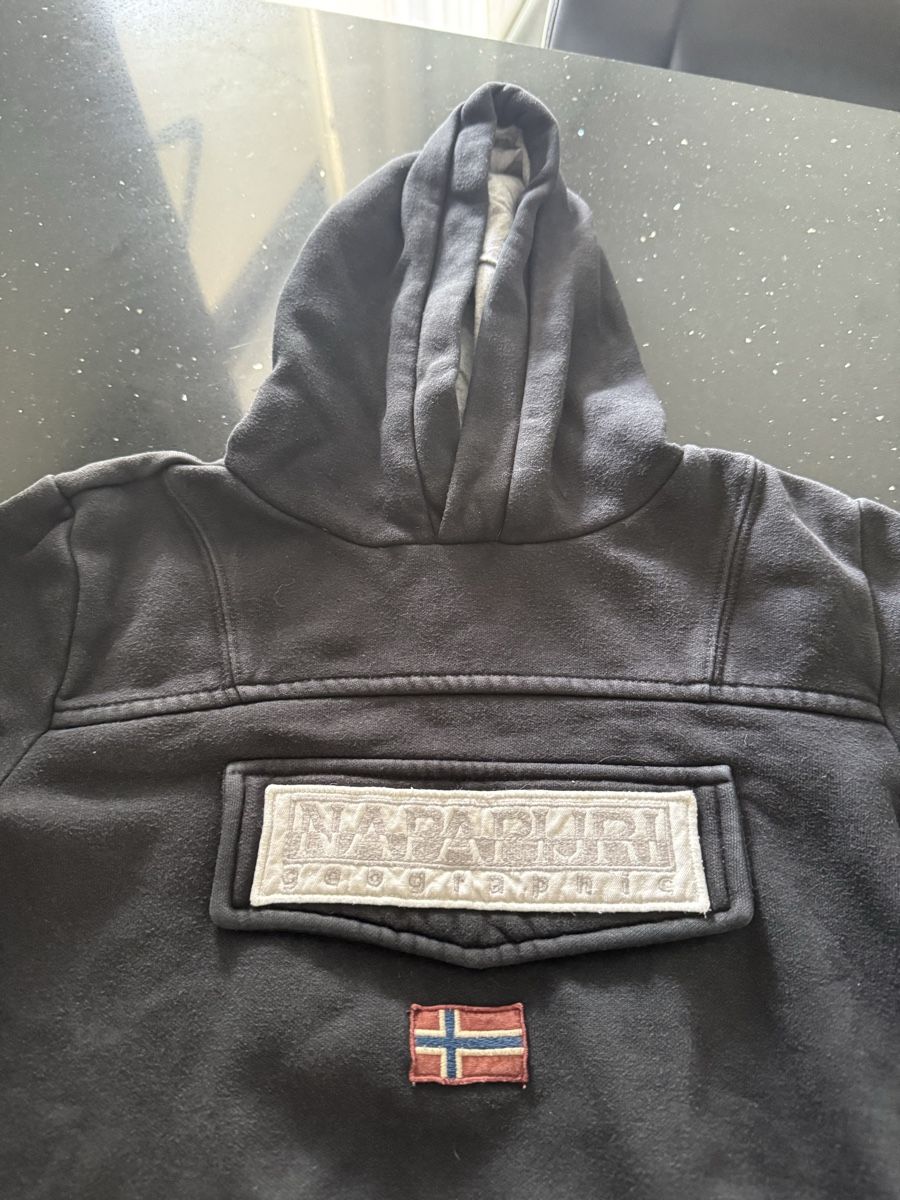 Napapijri Pullover & Sweatshirts: Felpa Napapi – Gebraucht aus Arbedo von Ale036