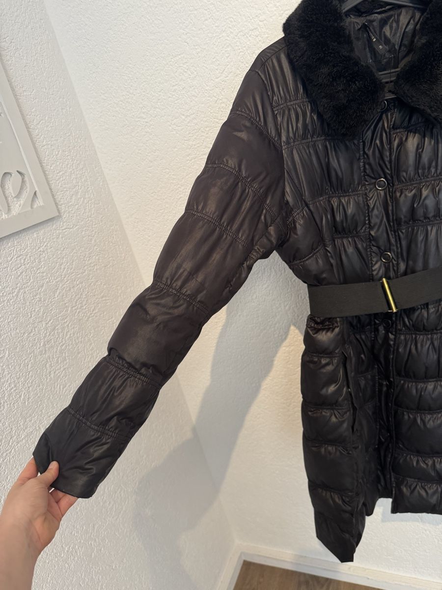 Comma Cappotti: Comma Daunen Mantel schwarz Gr. 40 / L – Usato da Fislisbach venduto da KolibriSecondhand 6