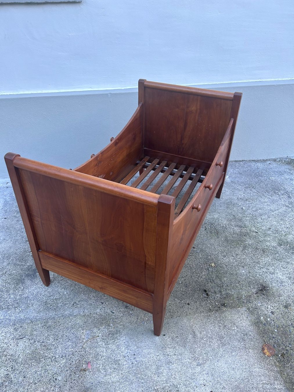 Lits: Kinderbett Biedermeier - Kirschbaum – D'occasion à Aarau par _Nautilus 2