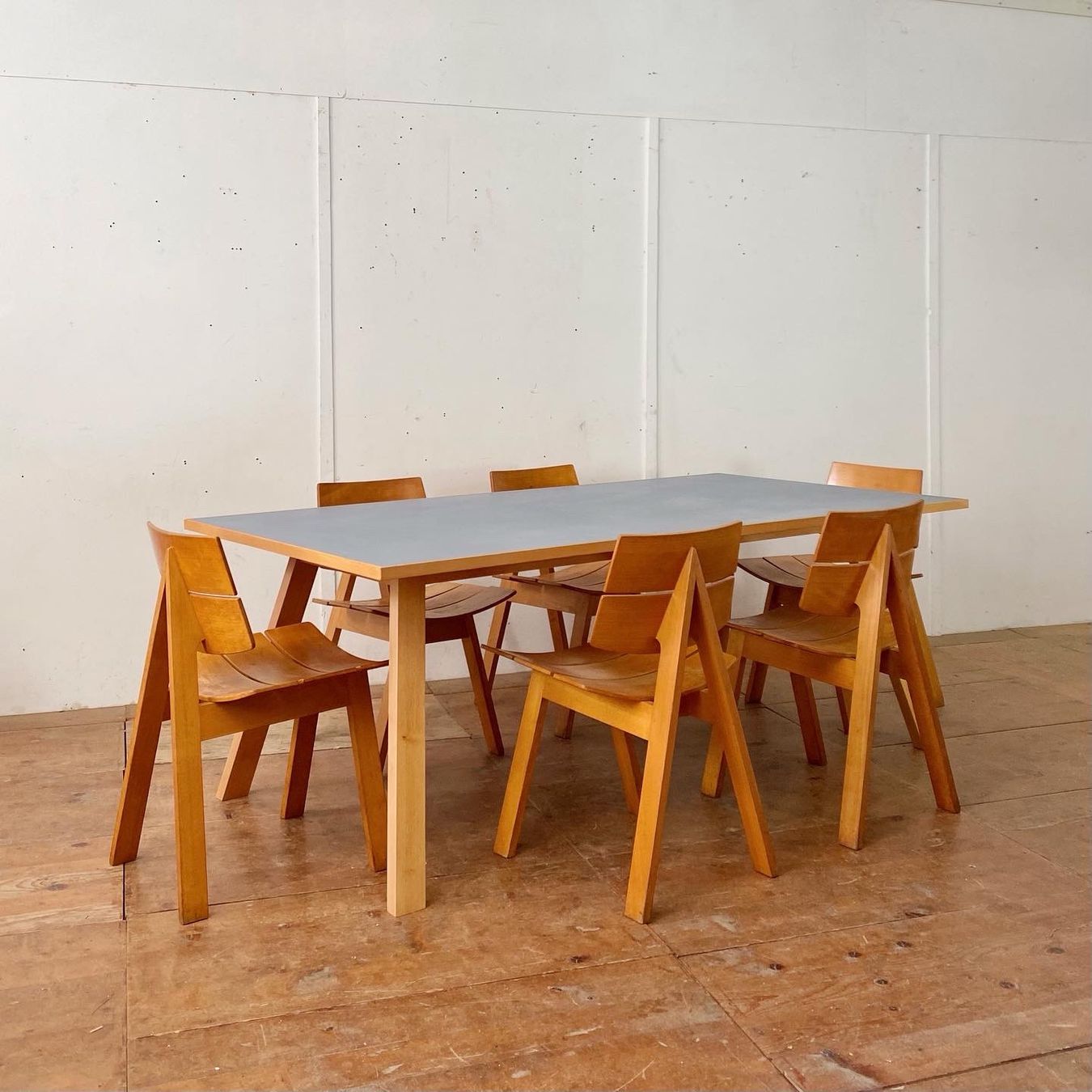 Tavoli: Linoleum Tisch Esstisch Sitzungstisch Holztisch – Usato da Wetzikon ZH venduto da Deuxieme.shop
