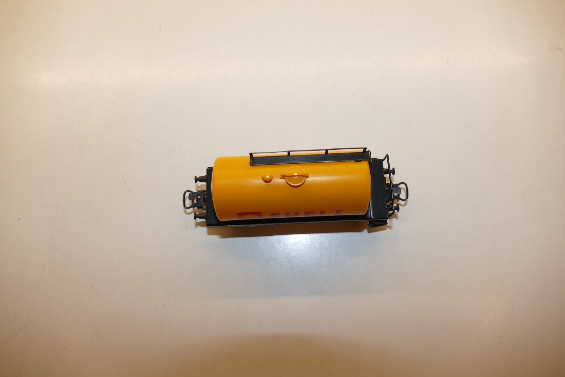 Märklin Modellini di ferrovie: Märklin H0: DB Kesselwagen Shell – Usato da Niederhasli venduto da rail-duerst 4