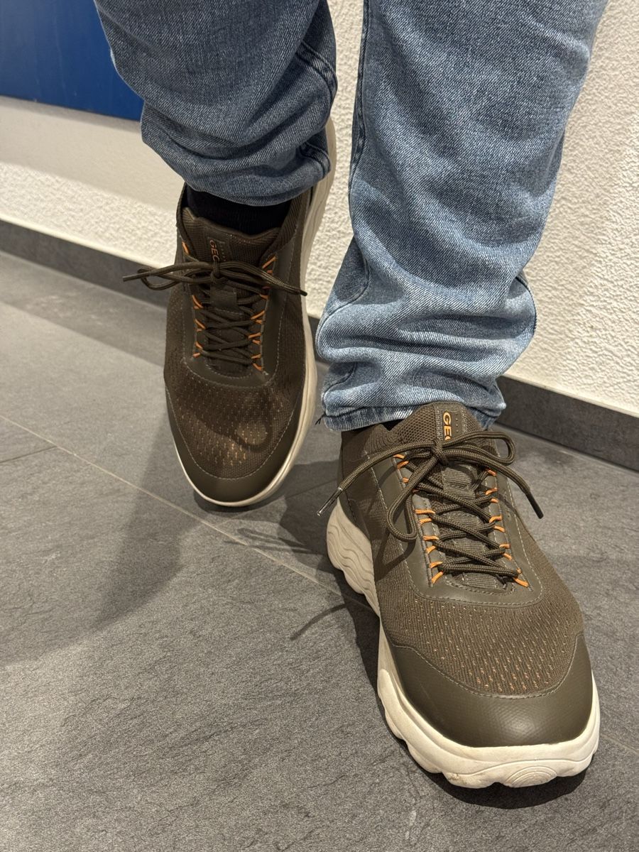 Geox Scarpe da uomo: GEOX Respira Herrensneaker – Nuovo (secondo la descrizione) da Tägerwilen venduto da lenaschreiber 4