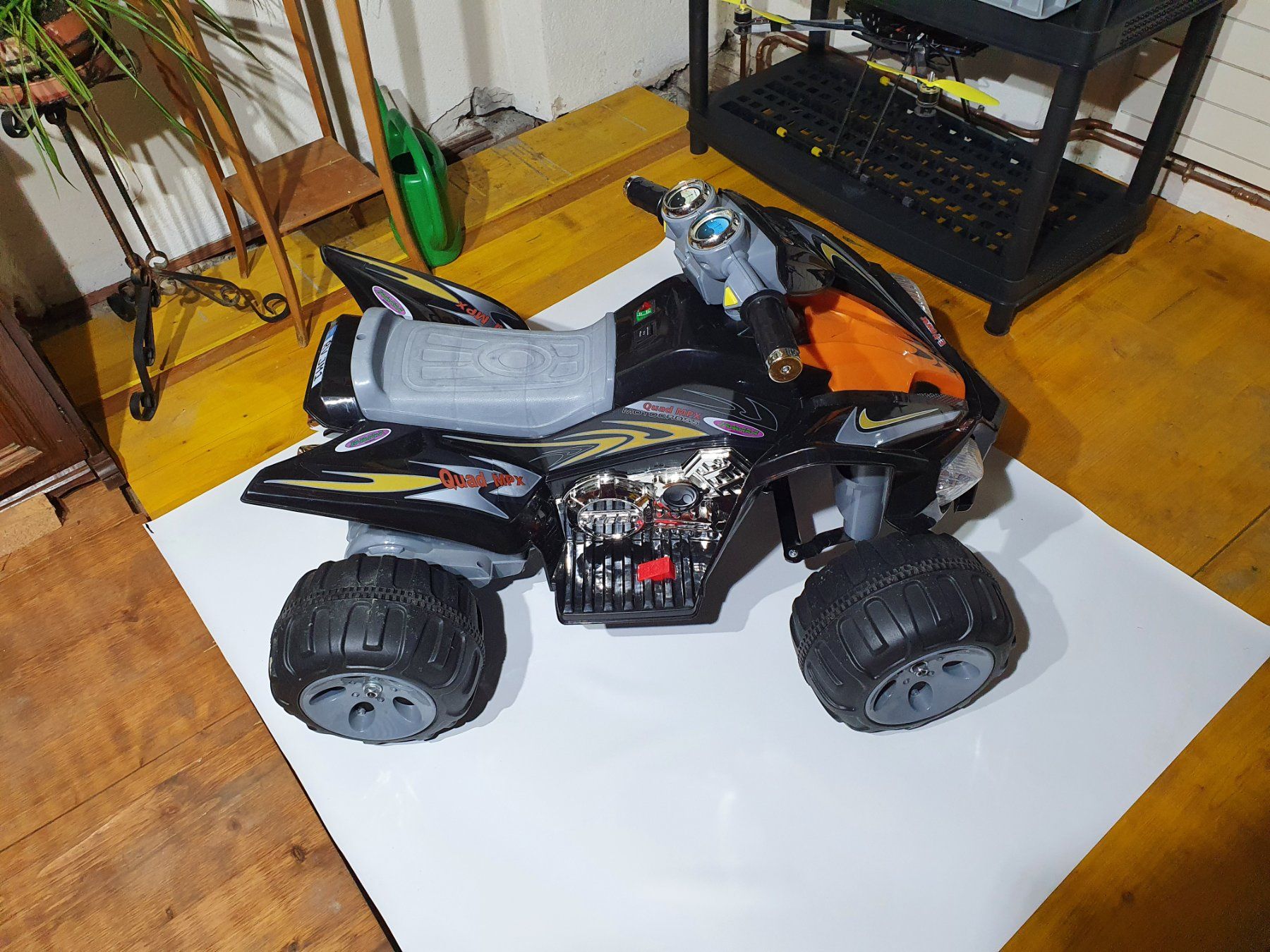 Fahrzeuge für Kinder: Kinder Quad – Neu und originalverpackt aus Bärschwil von Makerspace