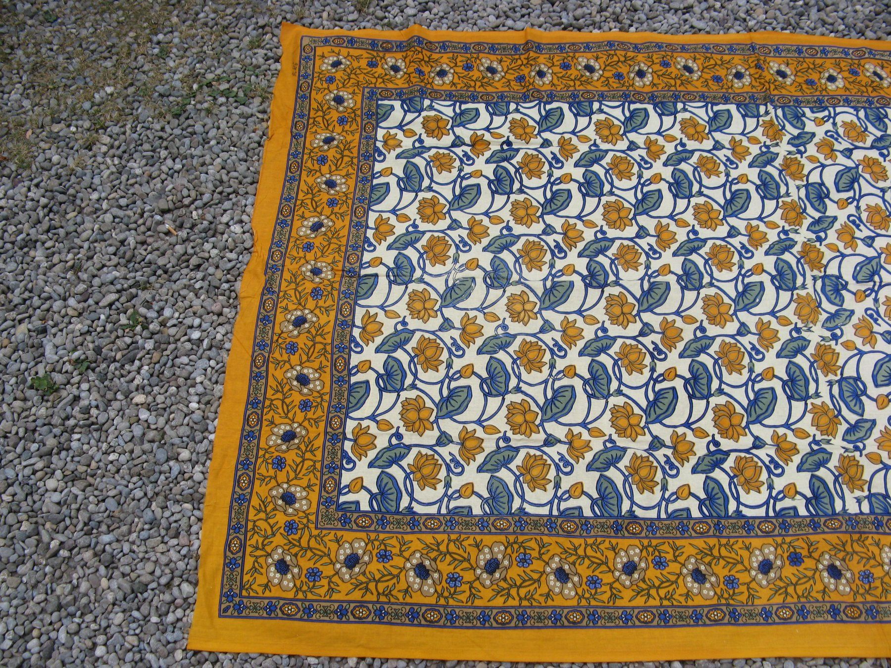 Autre linge de table: Baumwolltuch oder Tischtuch von Laxmi – Neuf (Voir description) à Zürich par apil 1
