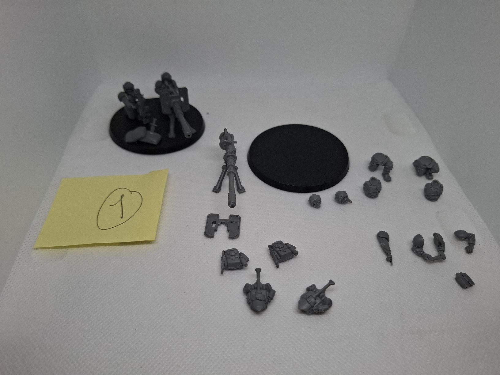 Kit di modellismo & Modellini statici: Warhammer 40k Heavy Weapons Squads alt – Usato da Winterthur venduto da justs0m3guy