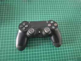 Sony PlayStation 4 Controller schwarz gebraucht