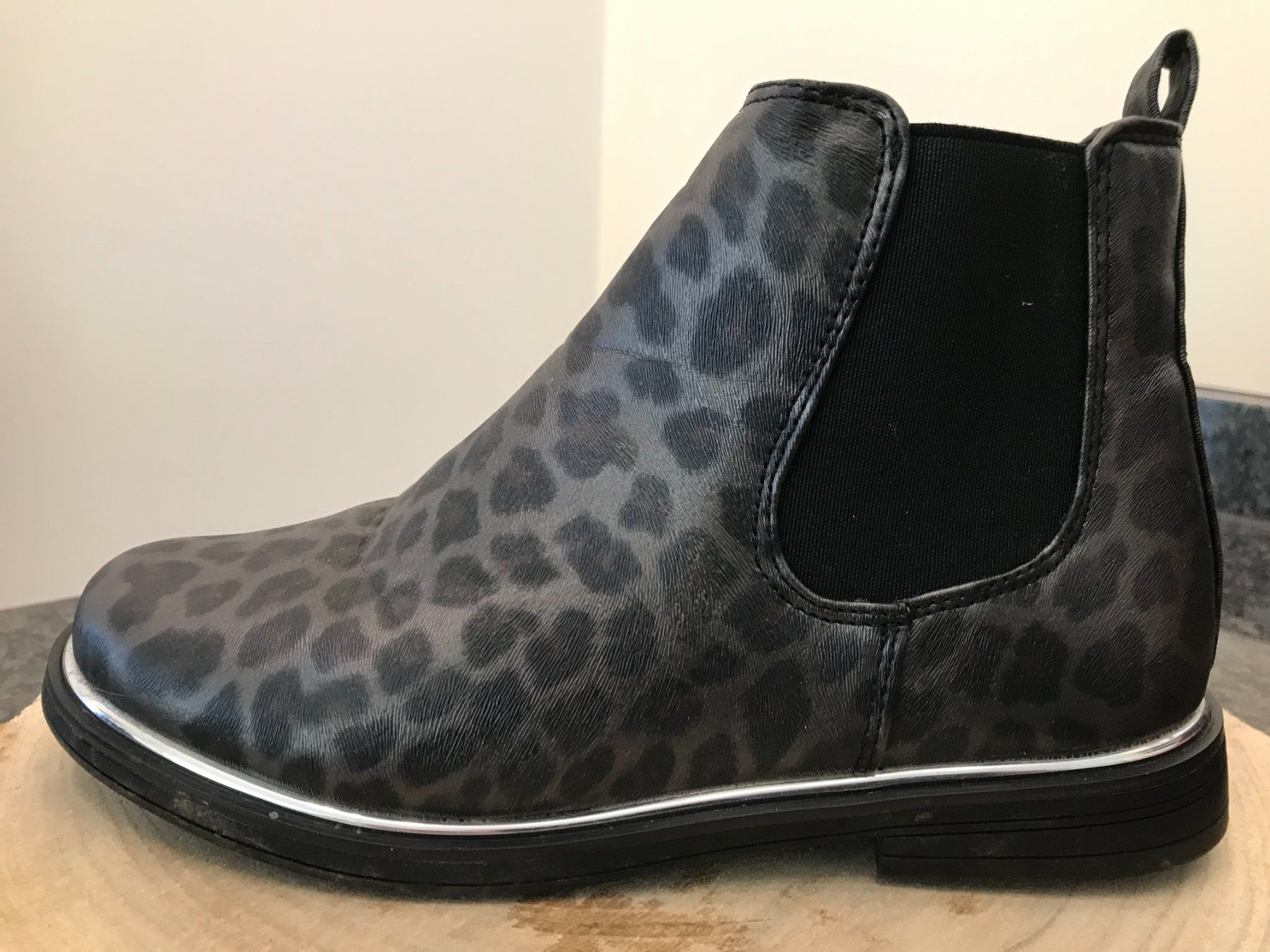 Scarpe per ragazze: Elegante Stiefeletten (Mädchen) – Usato da Sulz AG venduto da FantasyHouse 1
