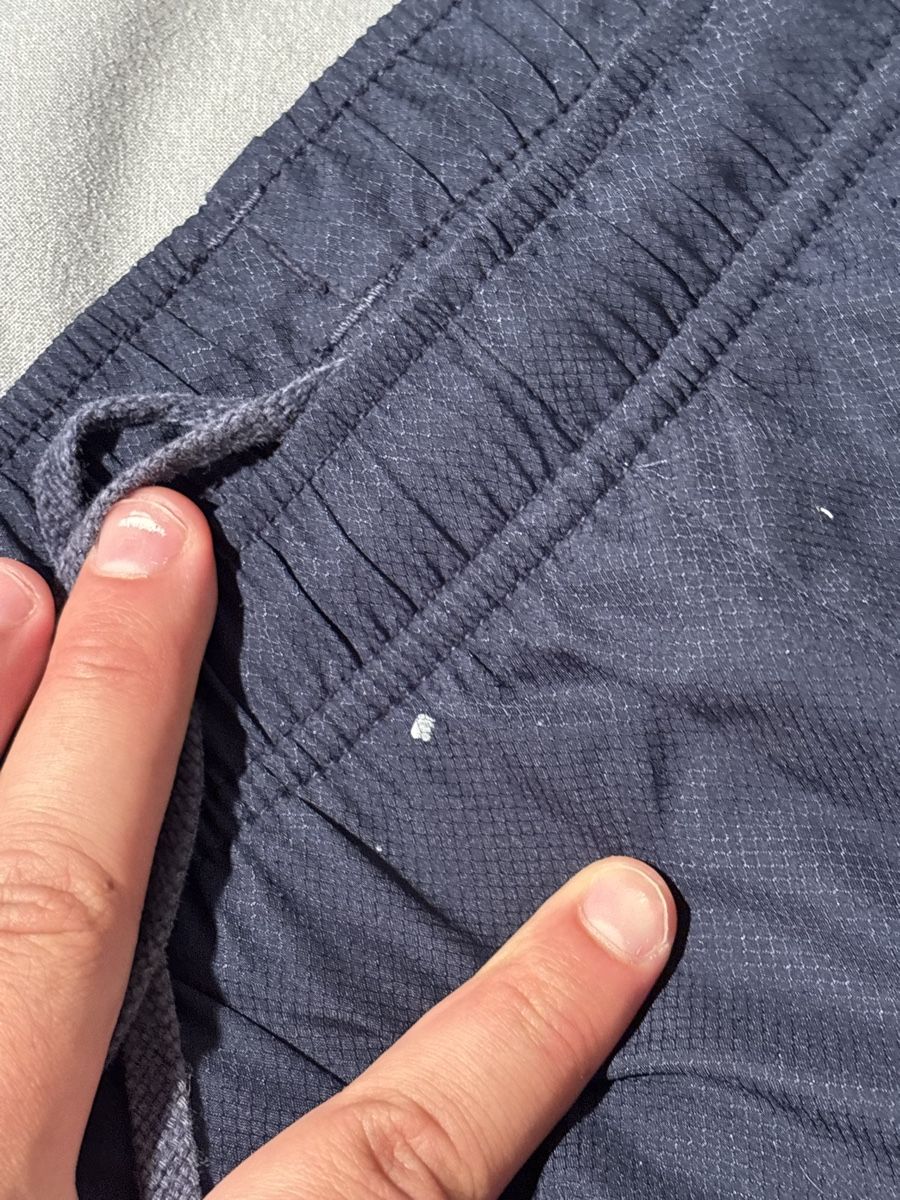 Lacoste Pantaloni: Survêtement Lacoste – Usato da Genève venduto da Nathanwatchch 2