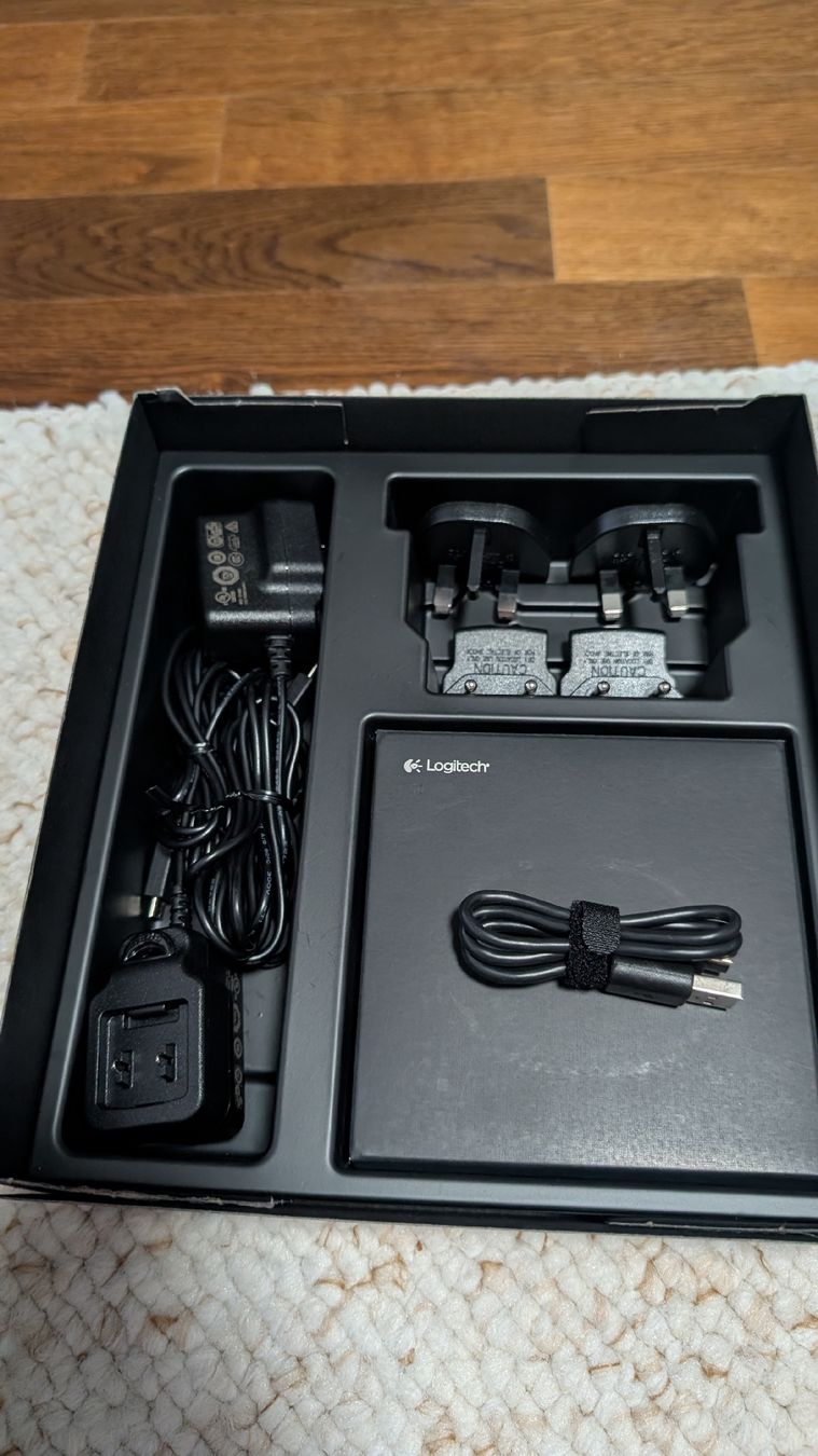 Logitech Fernbedienungen: Logitech Harmony Elite Universalfernbedienung – Gebraucht aus Dietikon von b.pierre 3