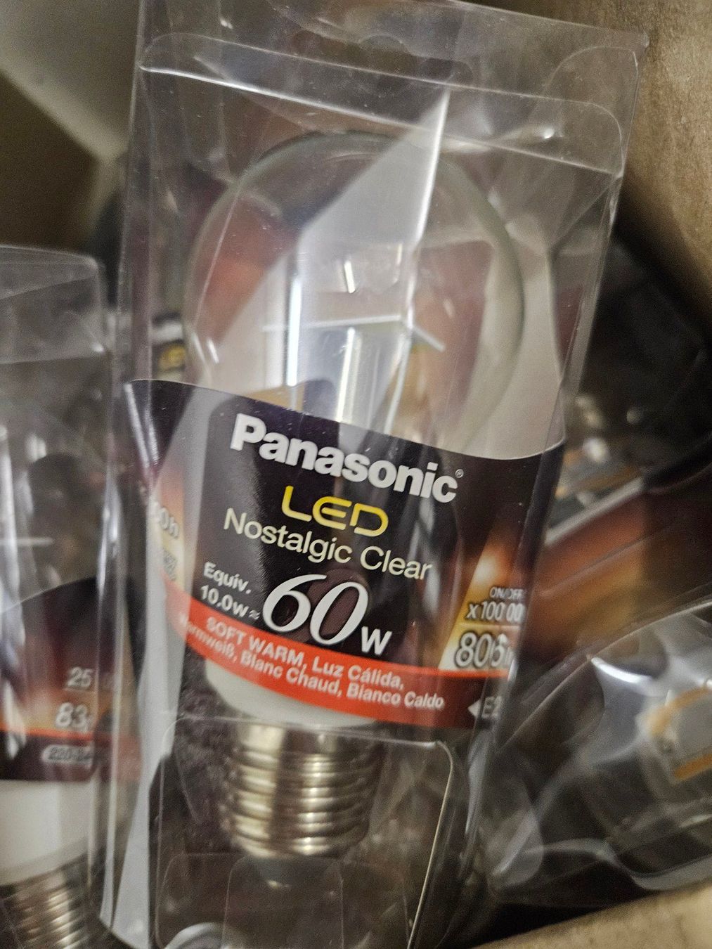 Lampade: LED Birne Panasonic – Nuovo e nell'imballaggio originale da Rotkreuz venduto da pic_sq5j