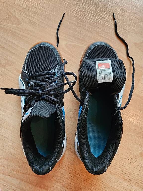 Scarpe per ragazzi: Hallenschuhe PUMA Gr.37 (eher 36) – Usato da Dietikon venduto da Haryhasle2005