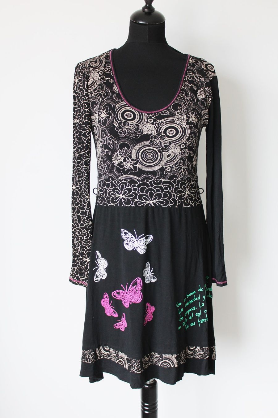 Desigual Robes: Robe DESIGUAL taille XL – D'occasion à Chez-le-Bart par jasse