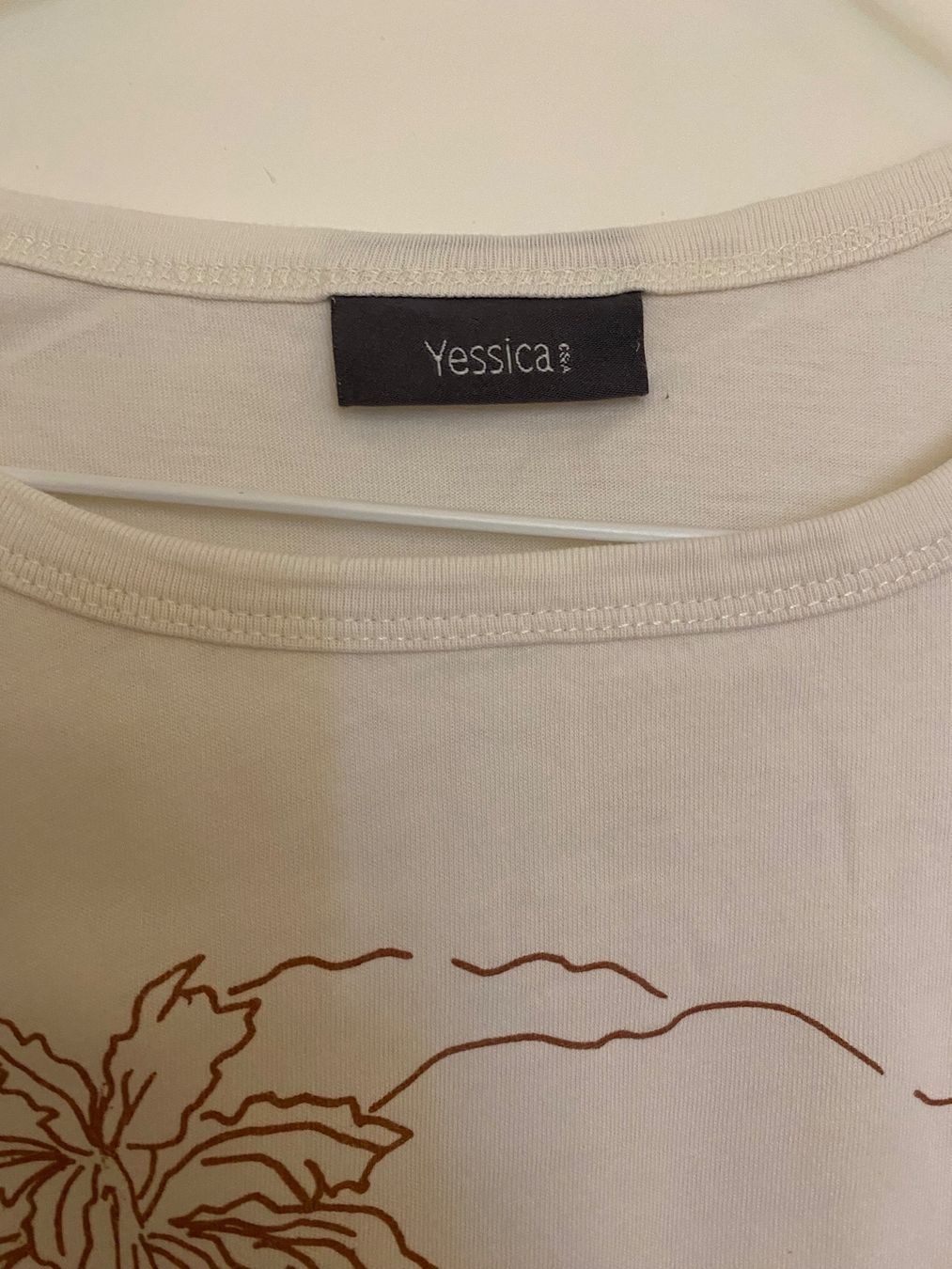 C&A T-shirt: C&A T-Shirt Grösse S – Usato da Cham venduto da Eliissa 1