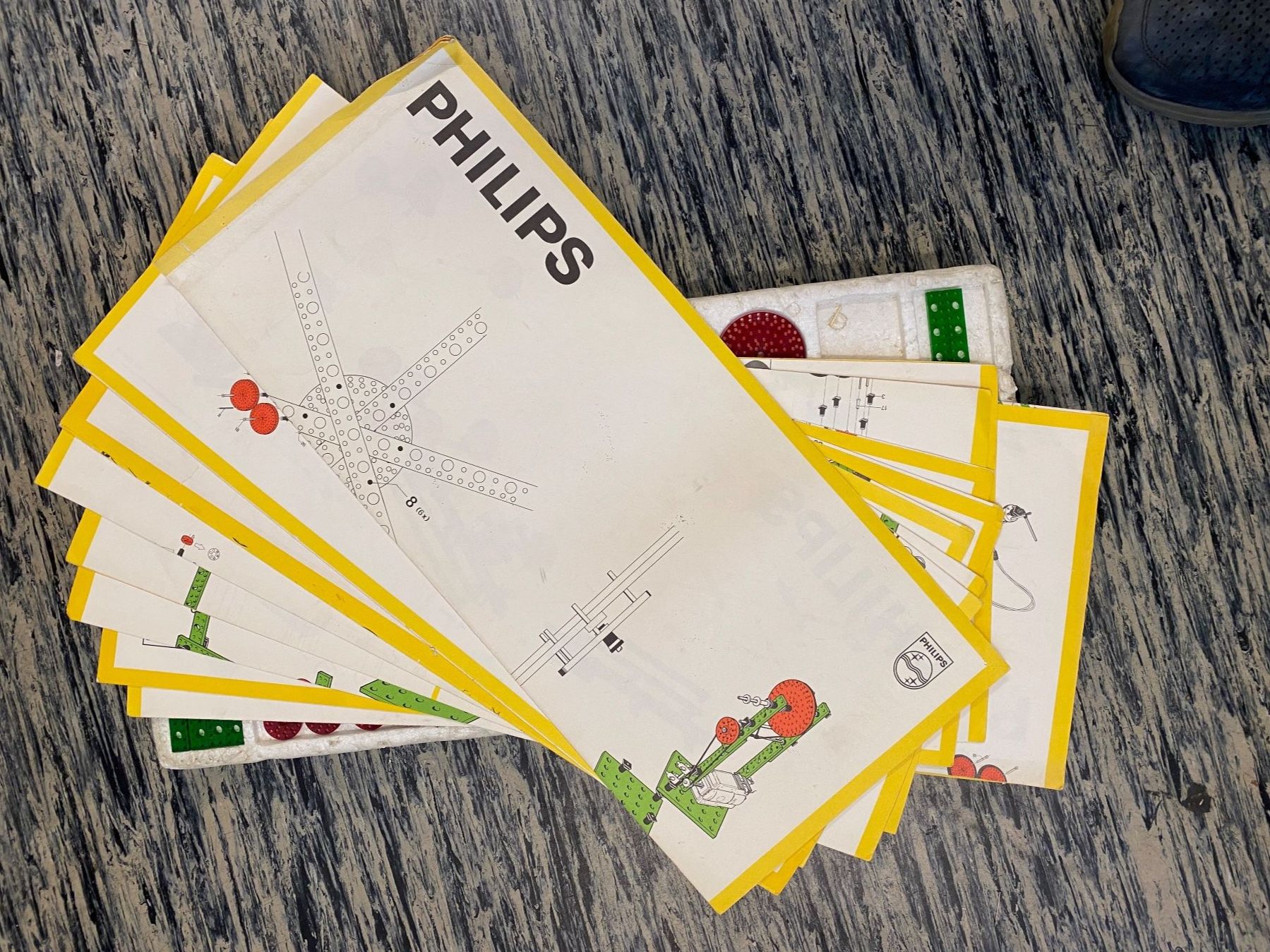 Kit di costruzioni: Philips Experimentierkasten ME 1201 – Usato da Ichertswil venduto da Jazzbassplayer68