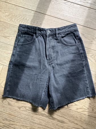 Jeans Gr. 34 STR neuwertig