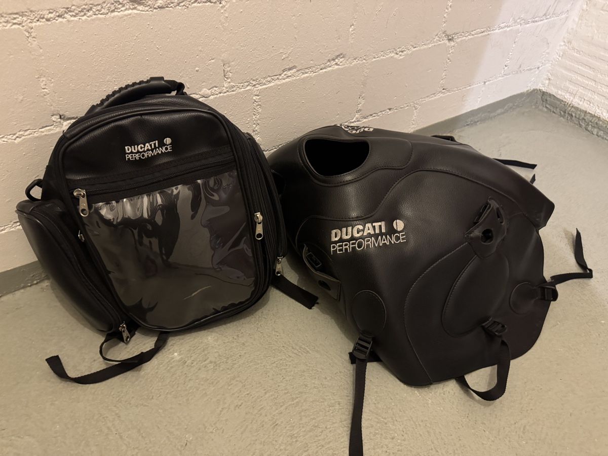 Ducati Tutti i ricambio per moto: Ducati Performance Tankrucksack – Ducati Monster – Usato da Zumikon venduto da Aulla