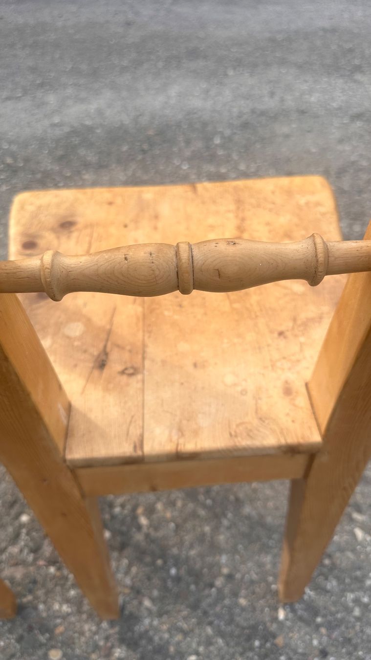 Sedie: 2x Holzstühle Vintage rustikall, unikat – Usato da Otelfingen venduto da Yossi-68 5