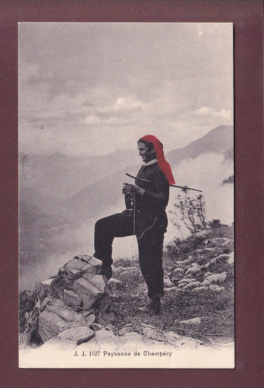 Cartoline postali: Paysanne de CHAMPERY – Usato da Pully venduto da nicecards