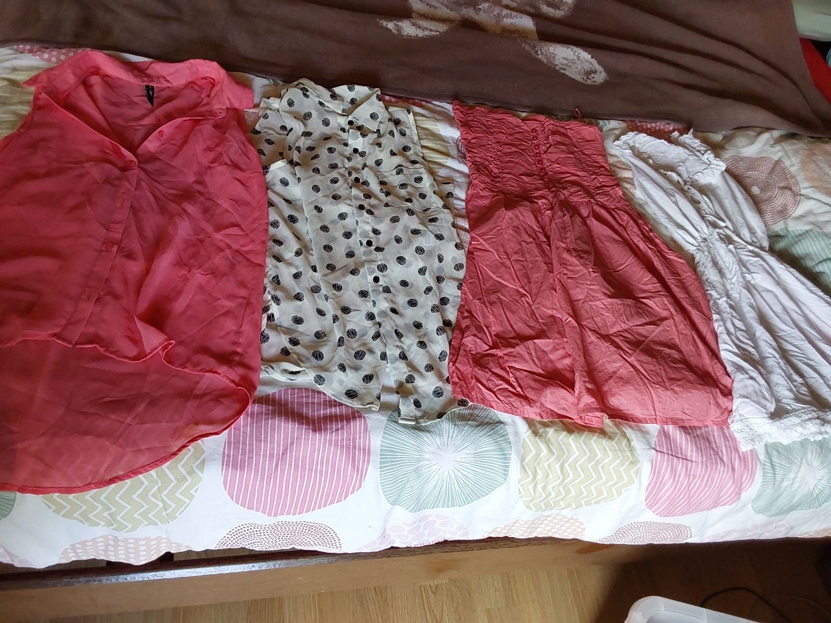 Lotti di vestiti: Tolles buntes Kleiderpaket Gr.S – Usato da Döttingen venduto da Verkauf 3