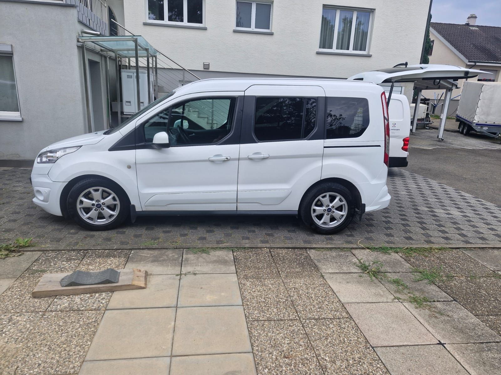 Ford Autos: Ford Torneo Connect – D'occasion à Möhlin par breidi 1