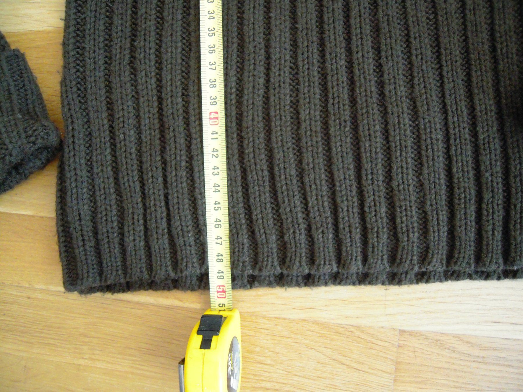Pullover & Sweatshirts: Dunkelgrüner Rollkragen Strickpullover Gr XS / S – Gebraucht aus Uzwil von visions77 1