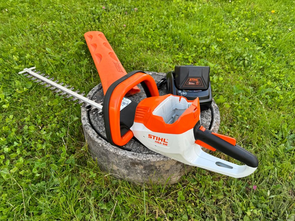 Neuwertige Akku Heckenschere STIHL HSA 56, mit Akku, 2020 Kaufen auf