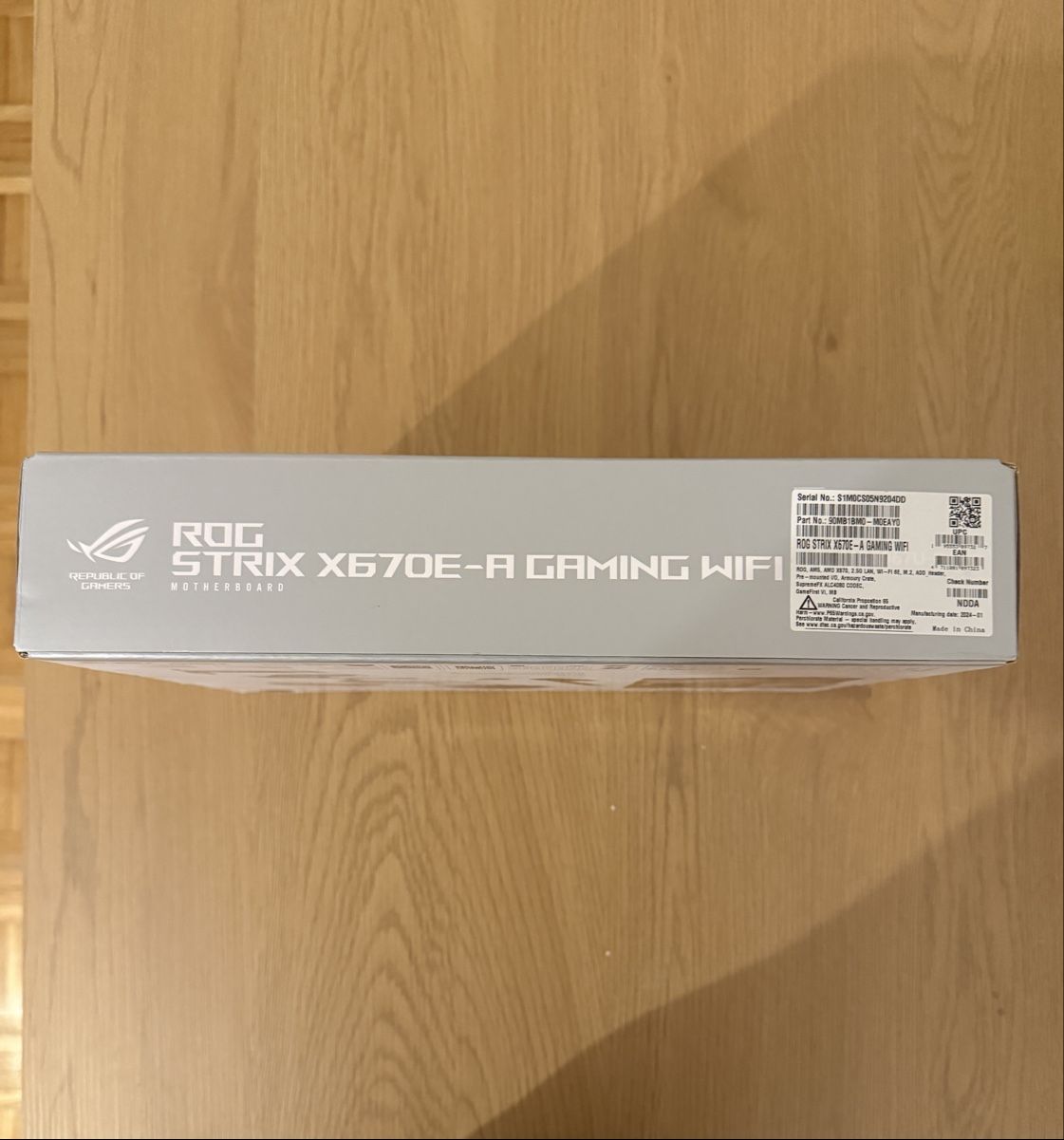 Componenti elettronici: ASUS ROG Strix X670E-A Gaming WiFi + Ryzen 9 7950X3D – Nuovo (secondo la descrizione) da Riehen venduto da k3mdo 3