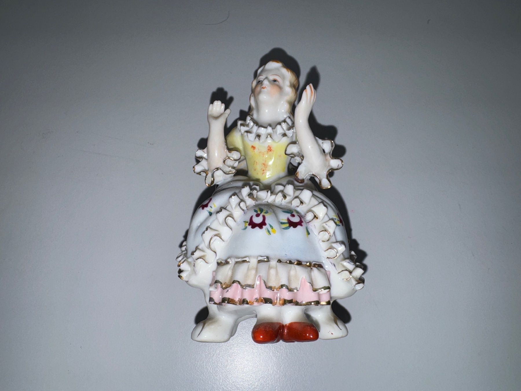 Statuette: Porzelan Figur (w) – Nuovo (secondo la descrizione) da Humlikon venduto da GX30 2