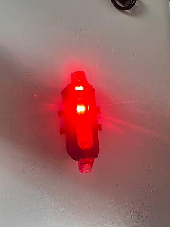Pezzi di ricambio: Stark Velo licht USB – Usato da Luzern venduto da claiudiu 4
