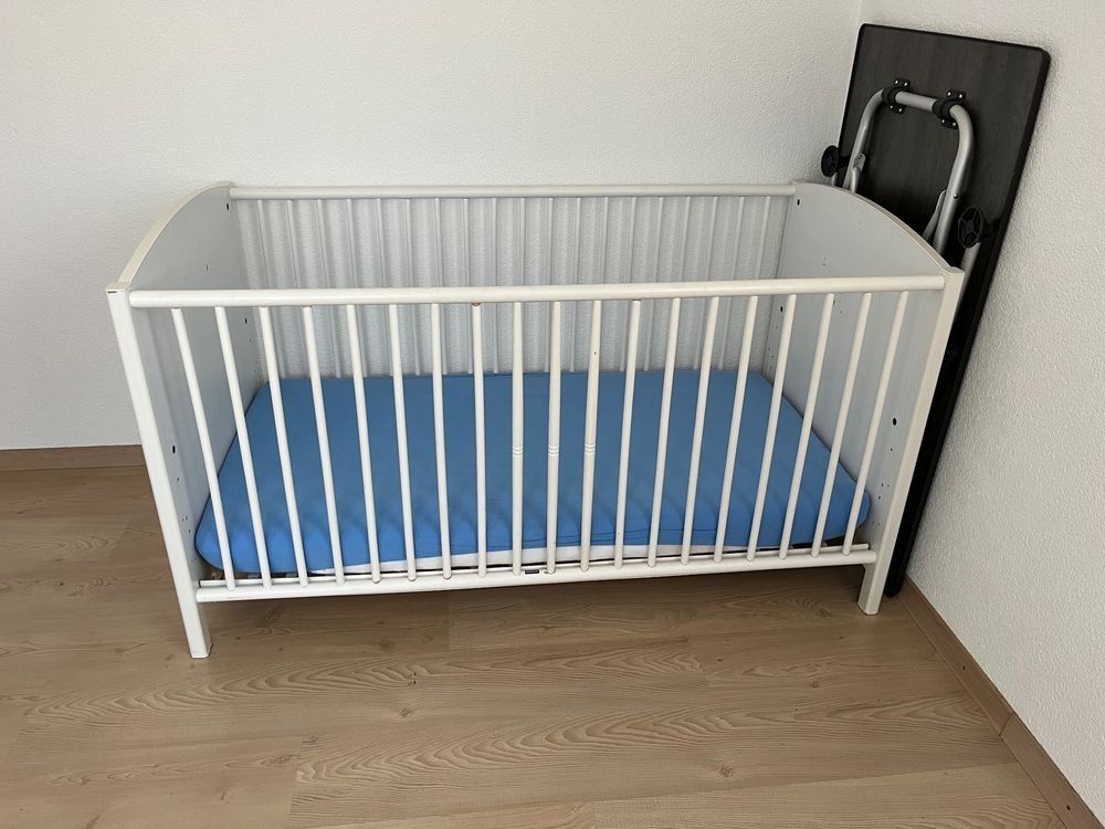 Letti: Kinderbett mit Matratze – Usato da Fehraltorf venduto da and_vvv2 2
