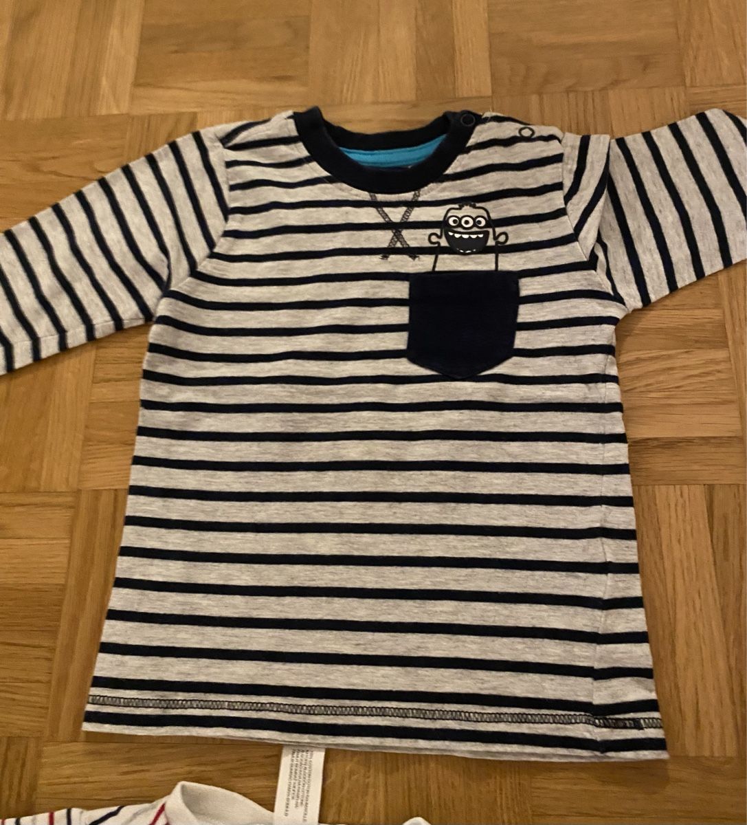 Camicie, T-shirt & Polo: Kinder T-Shirt Langarm Grösse 86 – Usato da Zürich venduto da zd_1965 1
