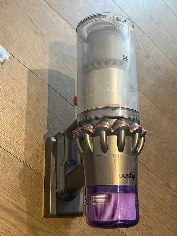 Aspirateurs & Accessoires: Dyson v11 advanced  – D'occasion à Herrliberg par jil_y77h 3