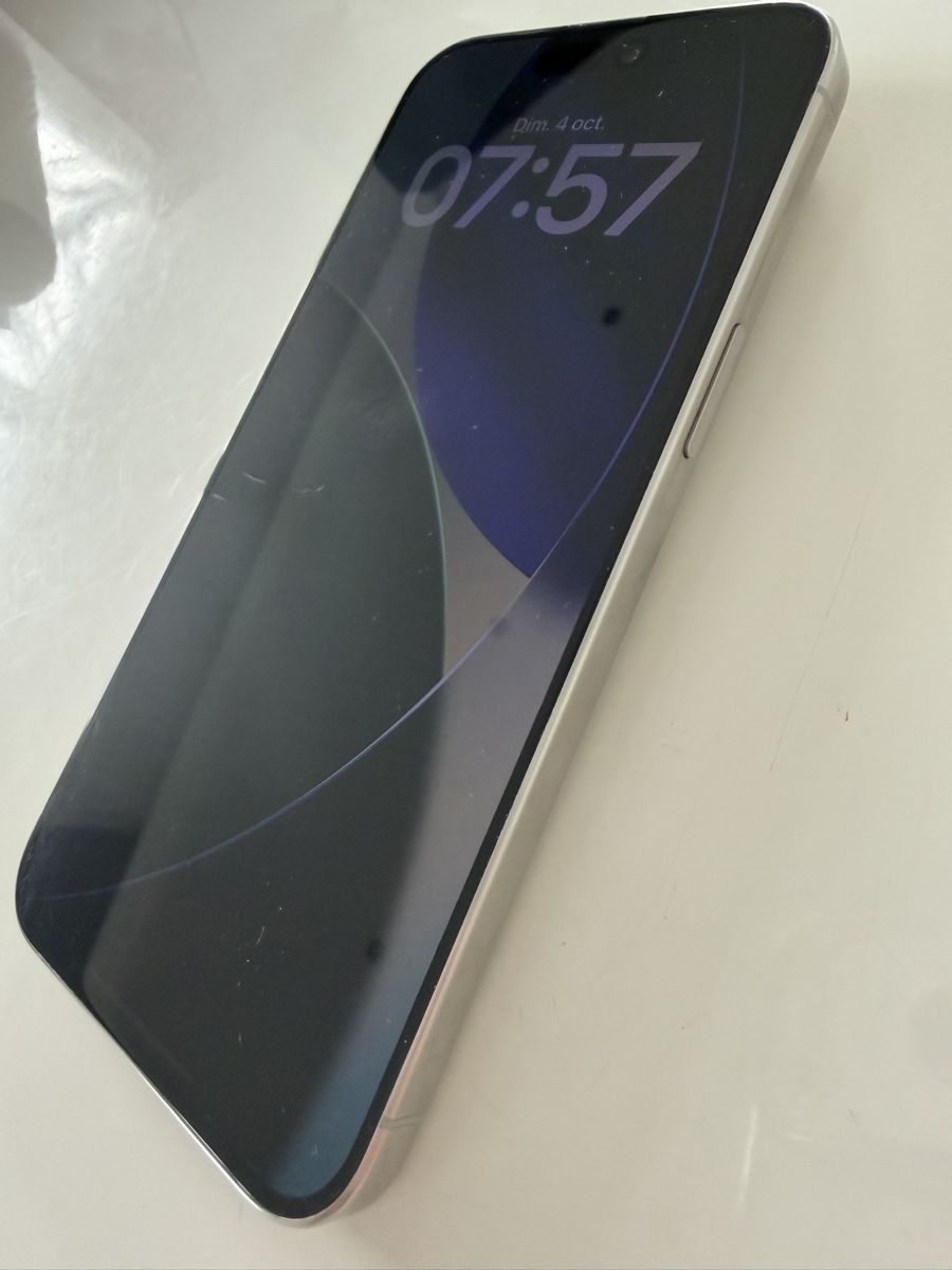 Apple Telefoni cellulari / Smartphones: Iphone 15 Pro Max - white titanium - 256GB – Usato da Neuchâtel venduto da Rosavitabella 6