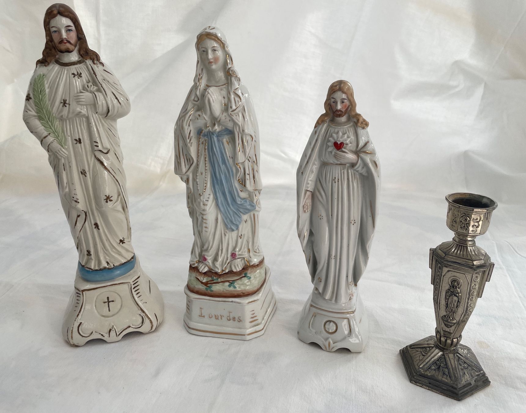 Statuette: Antike Heiligenfiguren & Kerzenständer – Usato da Kleinlützel venduto da Schatzkiste_Laufen