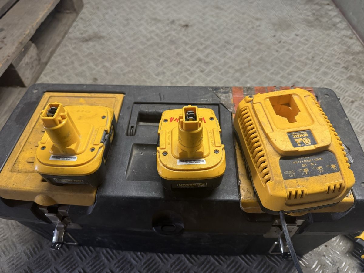 Dewalt Bohrmaschinen: Trapano dewalt – Gebraucht aus Bedano von sim_66fd 6