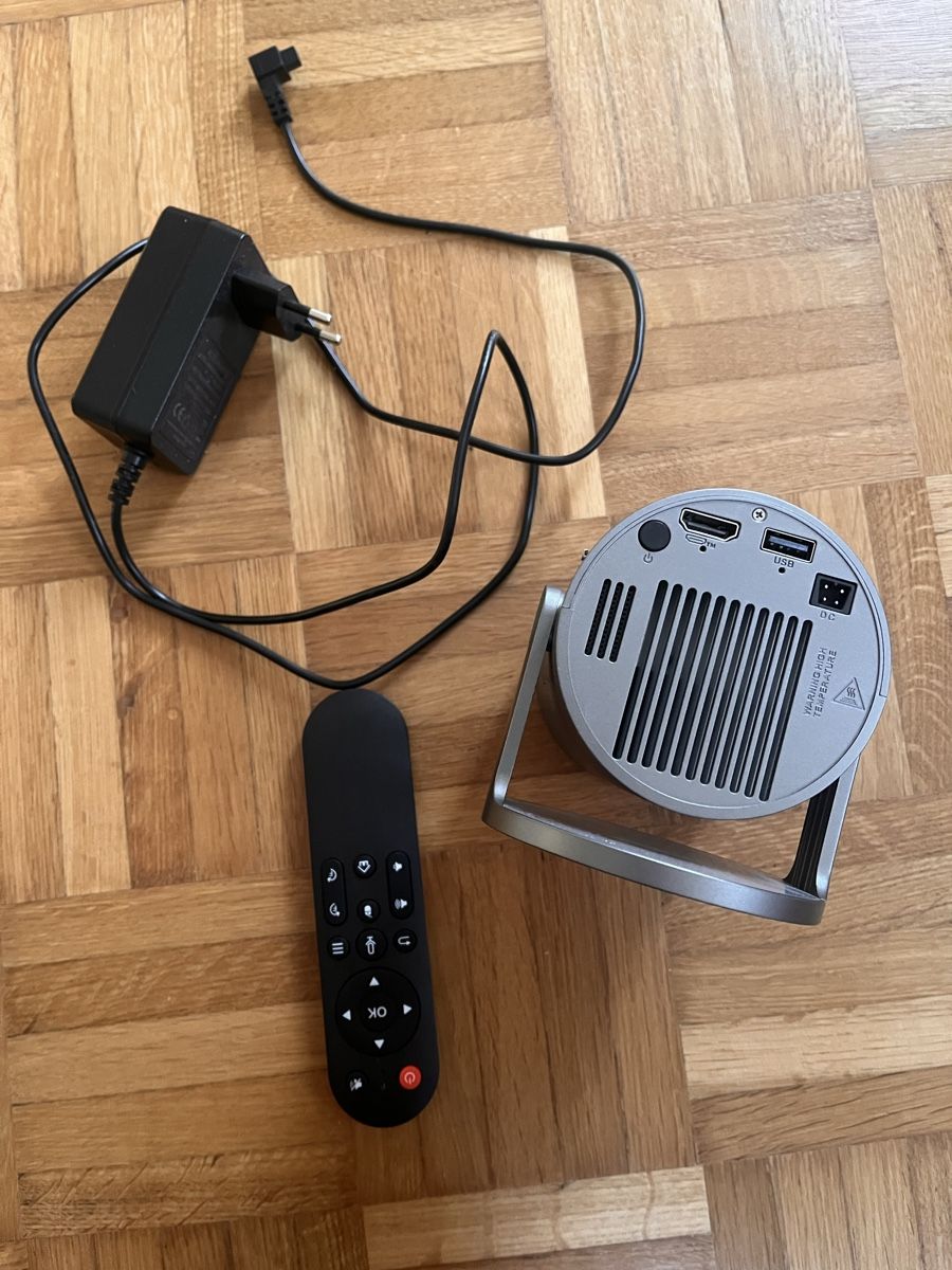 Videoprojektoren: Mini Beamer  – Neu (gemäss Beschreibung) aus Zürich von bre_69sy 1