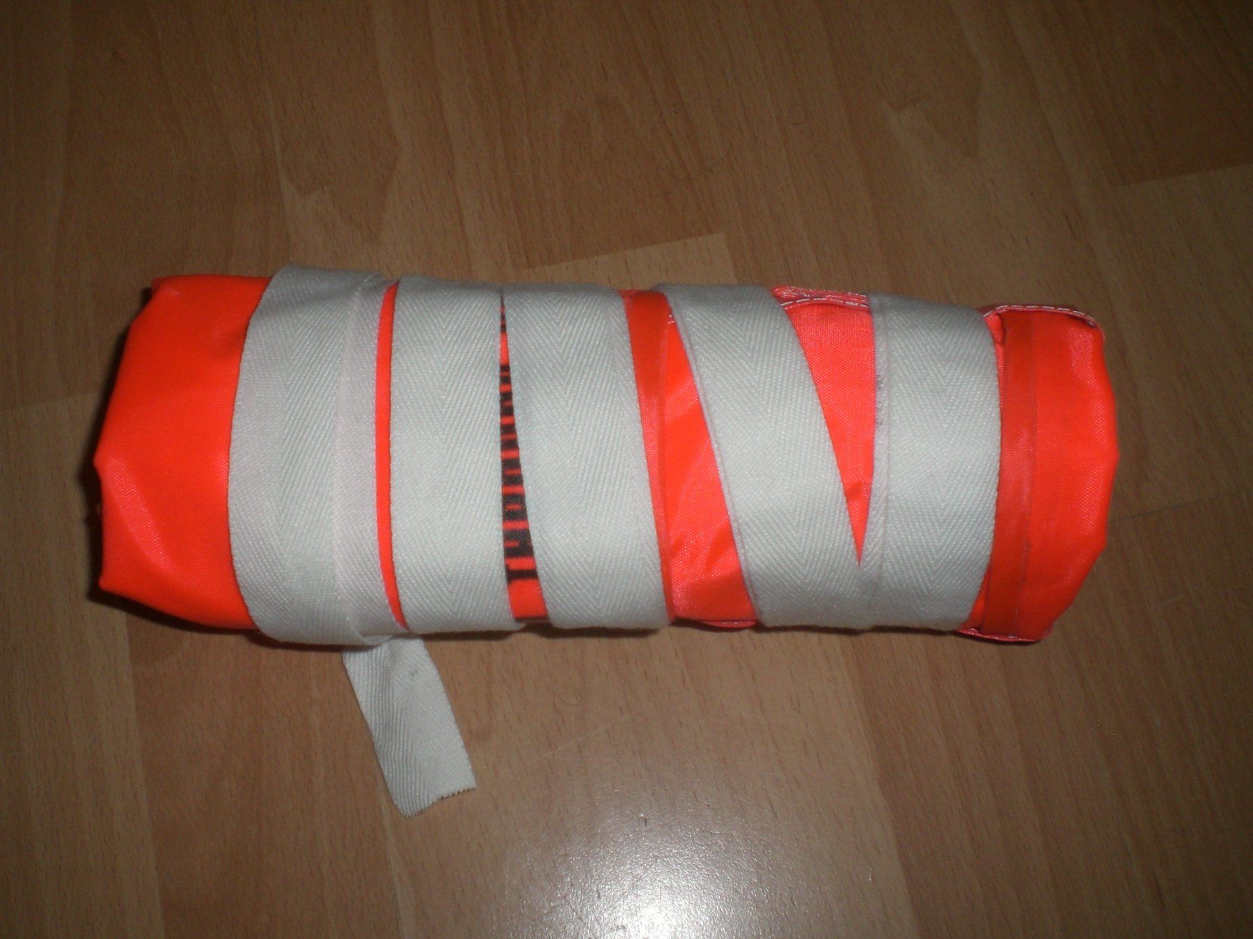 Misurare: Aviatik Crew Schwimmweste Gulf Air – Usato da Grellingen venduto da Neuron67 3
