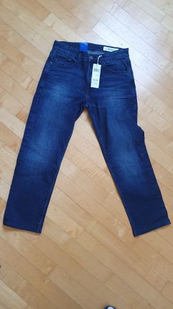 Jeans WE Dunkelblau Grösse 30 neu ungetragen