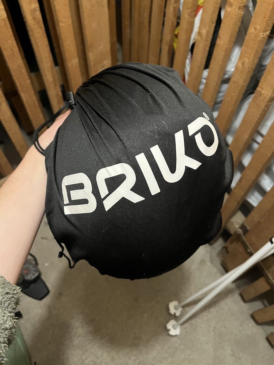Briko Caschi: Briko Ski Helmet with Bag – Nuovo (secondo la descrizione) da Zürich venduto da 2cn_t6yr 4