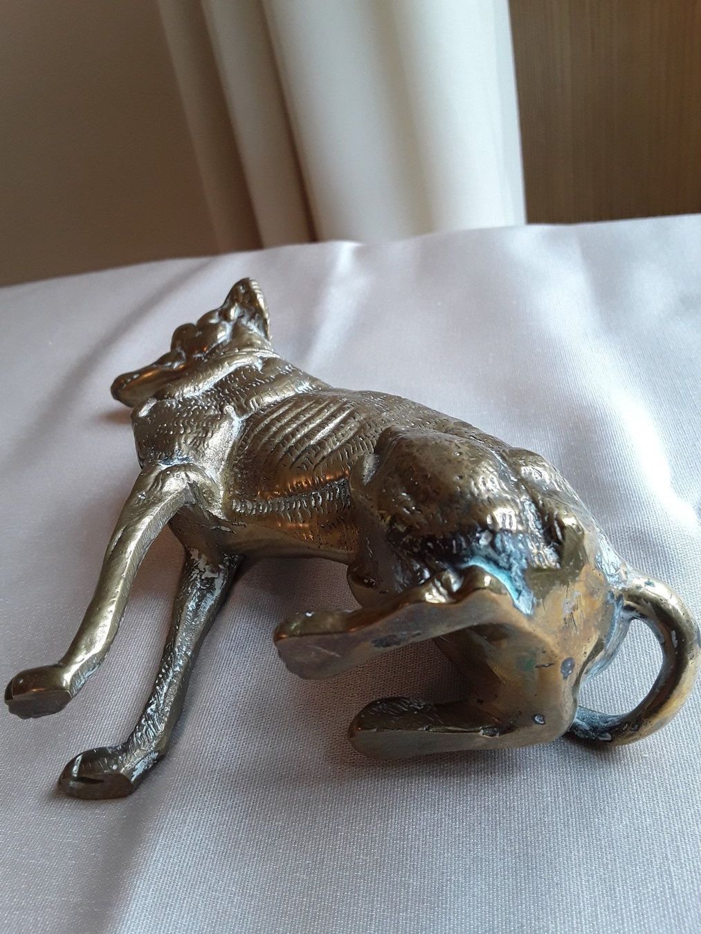 Statuette: Eleganter Messing Windhund – Usato da Zürich venduto da sanwit 6