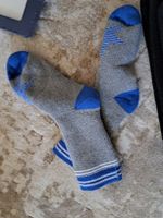 Socken grau blau Kleinkinder