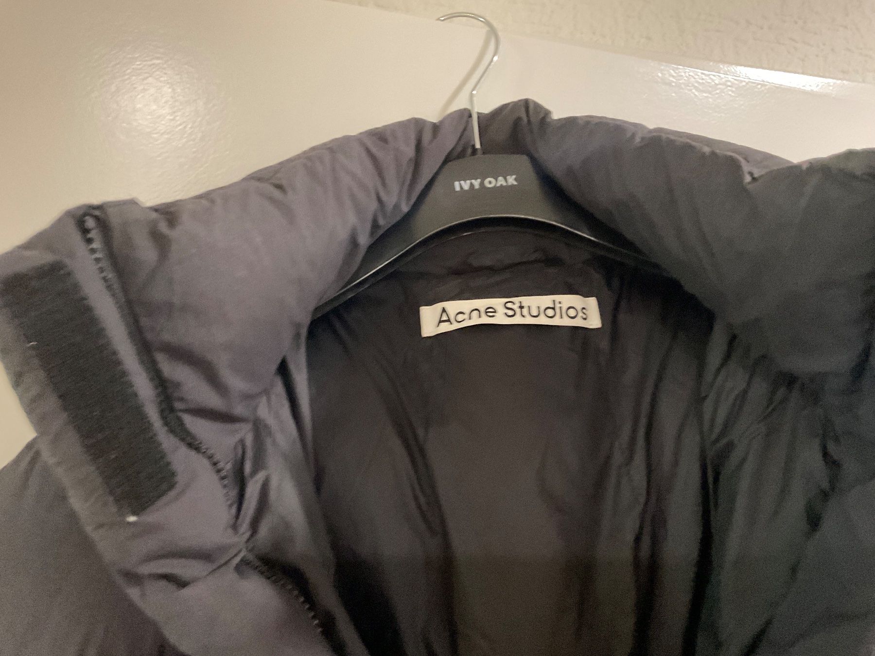 Acne Studios Vestes: Winterjacke von Acne Studios – Neuf (Voir description) à Maur par sosteme 1