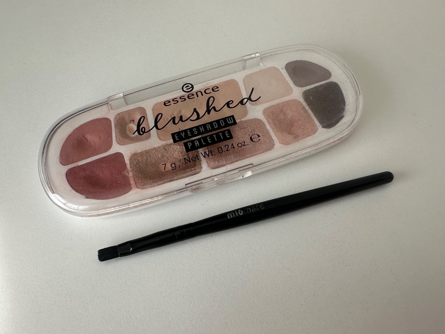 Make-up: Make-up Set: Coverstick, Blush, Lidschatten mit Pinsel – Gebraucht aus Oberglatt ZH von qilinw 3
