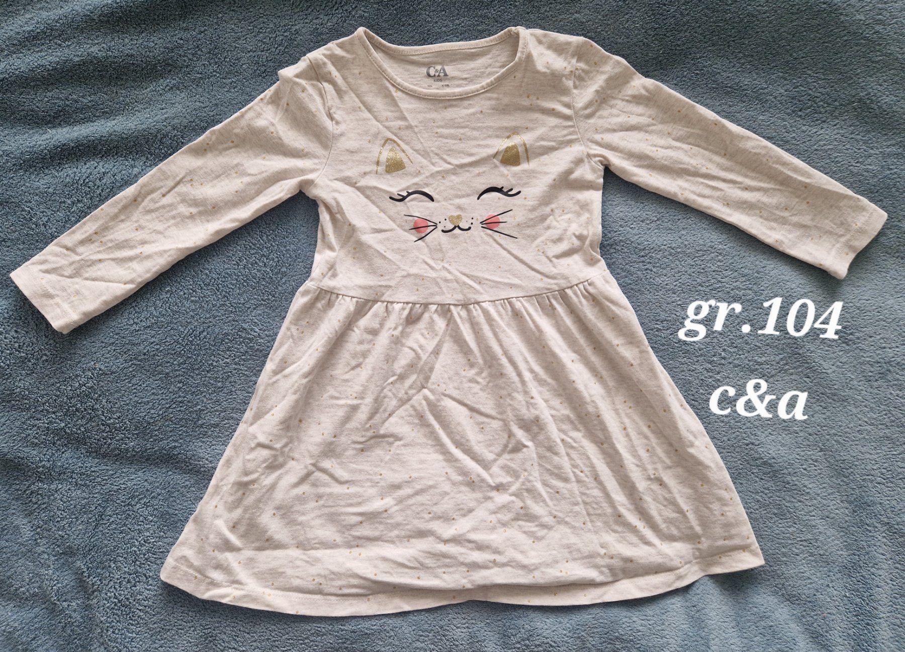 C&A Robes et jupes: Langarm Kleid grösse 104 – D'occasion à Heimberg par Eleanor20